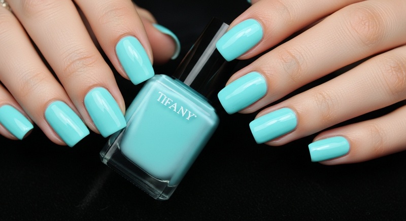 nail colors 2025, Tiffany Blue